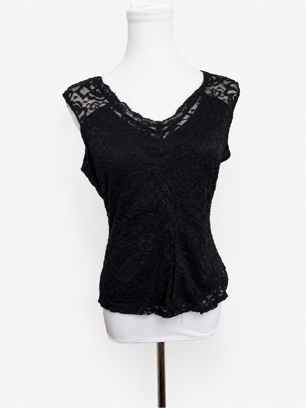 Vintage Black Lace Sleeveless Top | Romantic Goth Fairycore Blouse M